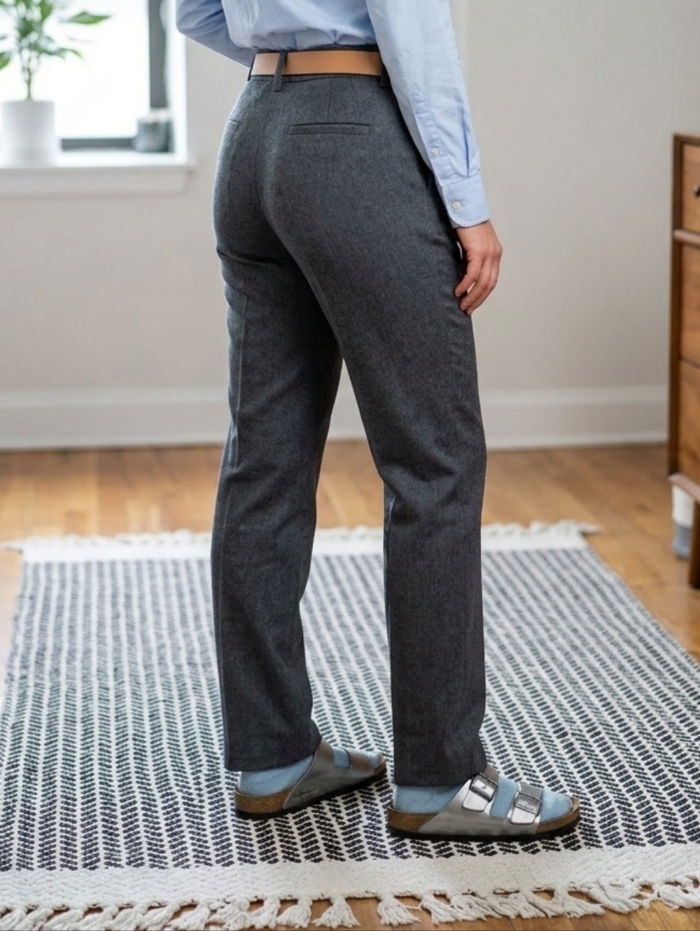 Lee Women's Straight Leg Trousers in Dark Gray